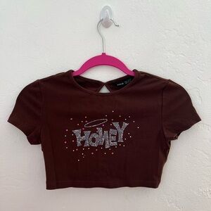 SHEIN Brown Graphic Crop Top